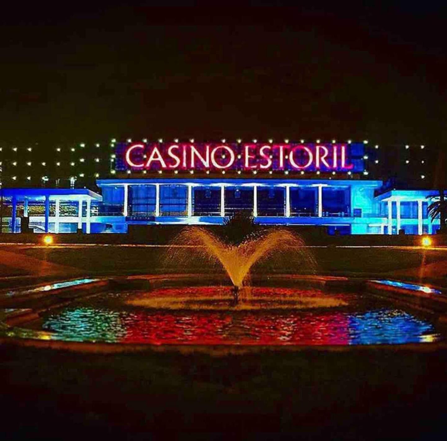 Sea View W Balcony 2 Mins Walk To Beach & Casino Ещорил Екстериор снимка